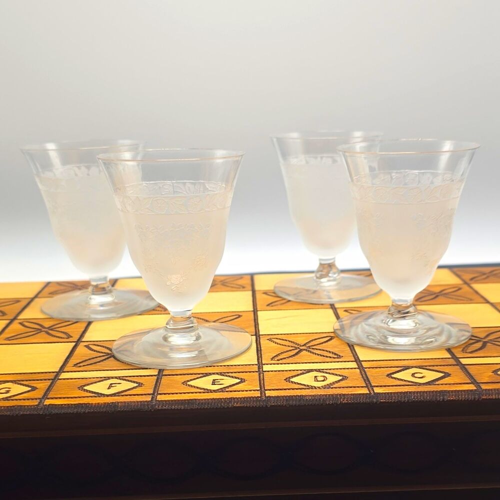 Vintage Frosted Etched Cordial Glasses Stemware Mid-Century Art Deco Set of 4